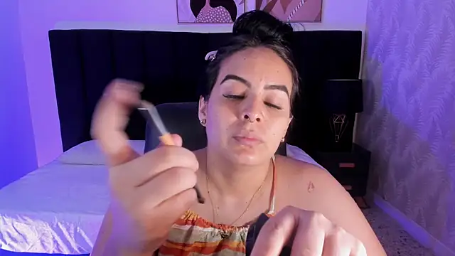 Snapshot of camiladuke7 chatting on January 11, 2026, 7:43 pm camiladuke7 online show from January 11, 2026, 7:43 pm