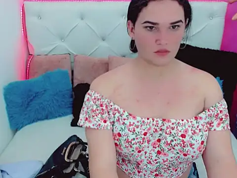 x daniiela x online show from September 30, 2025, 7:42 pm