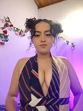 Grecia  x online show from September 28, 2025, 2:18 am