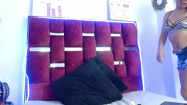 PamelaCruzThxl online show from October 28, 2025, 12:44 am