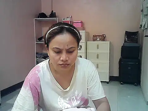 Snapshot of Amarrahlyn chatting on July 21, 2026, 9:27 pm Amarrahlyn online show from July 21, 2026, 9:27 pm