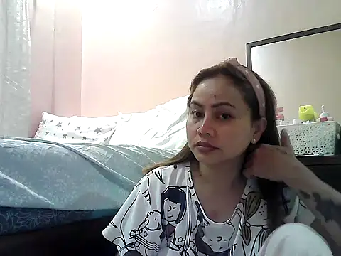 Amarrahlyn online show from May 15, 2026, 9:35 pm