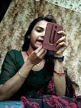 PRACHI-743 online show from November 6, 2025, 1:09 am