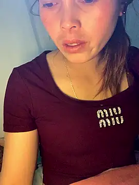 Snapshot of Halyy_xx chatting on January 17, 2026, 1:58 pm Halyy xx online show from January 17, 2026, 1:58 pm