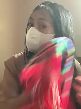 Snapshot of Halyy_xx chatting on February 16, 2026, 8:13 am Halyy xx online show from February 16, 2026, 8:13 am