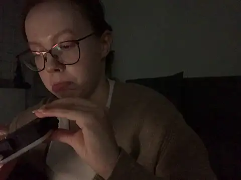 Stacyqq online show from October 28, 2025, 10:03 am