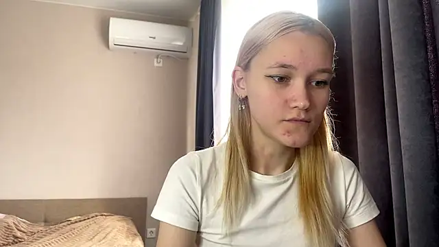 TwinedPeril online show from October 23, 2025, 7:18 am