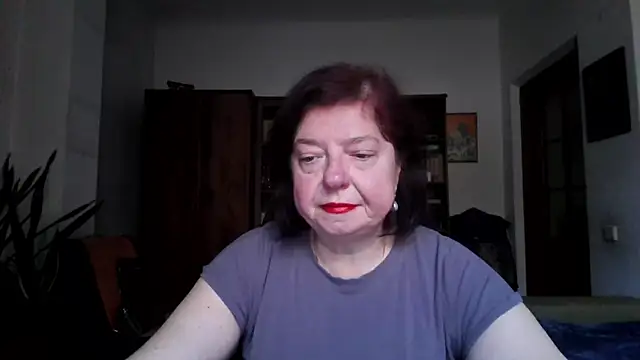 Snapshot of Violet_Pulse chatting on April 25, 2026, 1:36 pm Violet Pulse online show from April 25, 2026, 1:36 pm