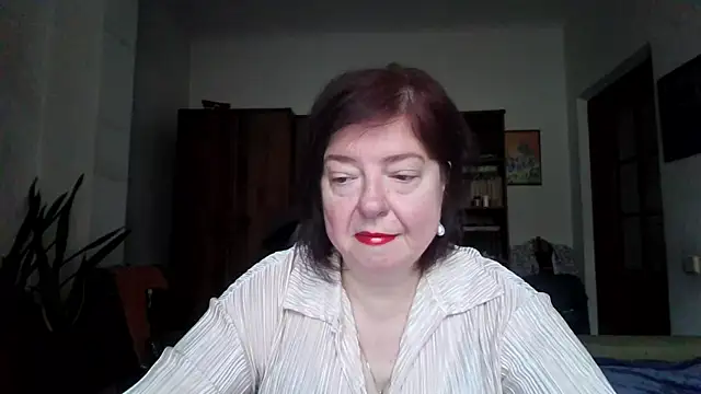 Snapshot of Violet_Pulse chatting on April 27, 2026, 8:01 am Violet Pulse online show from April 27, 2026, 8:01 am