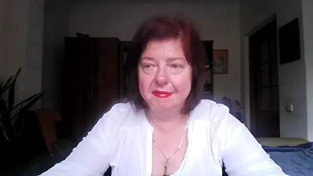 Snapshot of Violet_Pulse chatting on May 25, 2026, 2:05 pm Violet Pulse online show from May 25, 2026, 2:05 pm