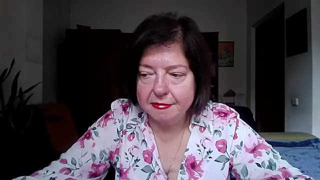 Violet Pulse online show from October 31, 2025, 9:28 am