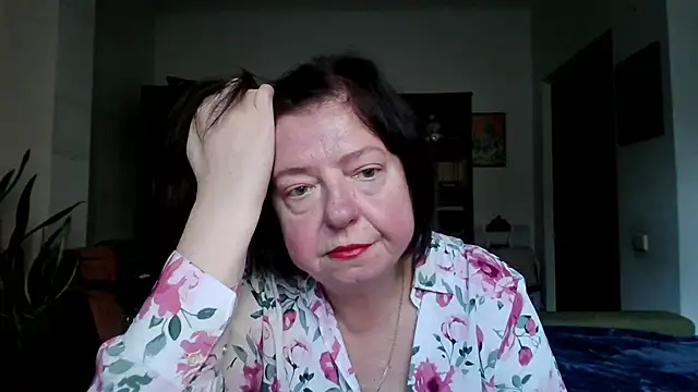 Violet Pulse online show from November 15, 2025, 12:09 pm