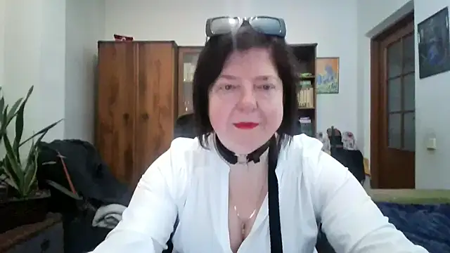 Violet Pulse online show from March 4, 2026, 4:26 pm