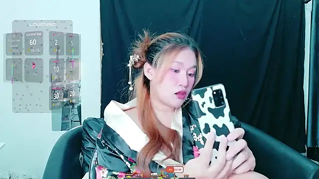 Snapshot of Lalacream12 chatting on May 12, 2026, 7:20 pm Lalacream12 online show from May 12, 2026, 7:20 pm