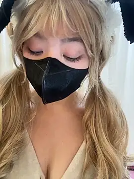 Snapshot of AZ37866 chatting on February 11, 2026, 7:19 am AZ37866 online show from February 11, 2026, 7:19 am