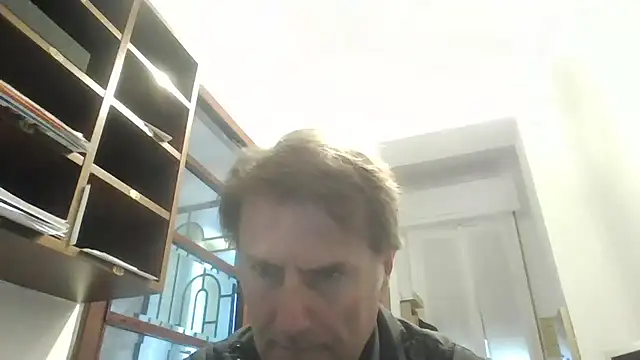 Snapshot of sayeaprayer65 chatting on October 22, 2025, 9:42 am sayeaprayer65 online show from October 22, 2025, 9:42 am