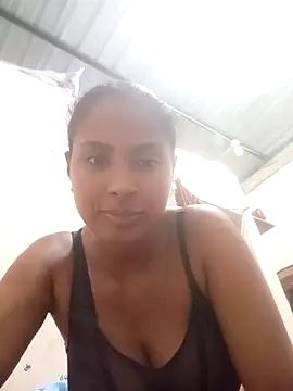 Snapshot of _Canella_ chatting on October 1, 2025, 2:38 am Canella online show from October 1, 2025, 2:38 am