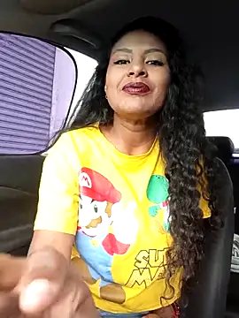 Snapshot of _Canella_ chatting on October 4, 2025, 9:49 pm Canella online show from October 4, 2025, 9:49 pm