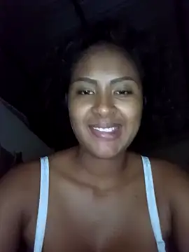 Snapshot of _Canella_ chatting on October 29, 2025, 6:01 am Canella online show from October 29, 2025, 6:01 am