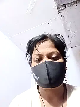 Snapshot of Mona_darling21 chatting on March 17, 2026, 4:37 am Mona darling21 online show from March 17, 2026, 4:37 am