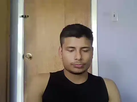 AnotherJuan  online show from September 21, 2025, 3:28 pm