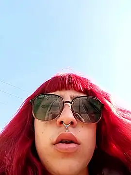 Snapshot of CAROLINA_17- chatting on September 26, 2025, 12:56 pm CAROLINA 17- online show from September 26, 2025, 12:56 pm