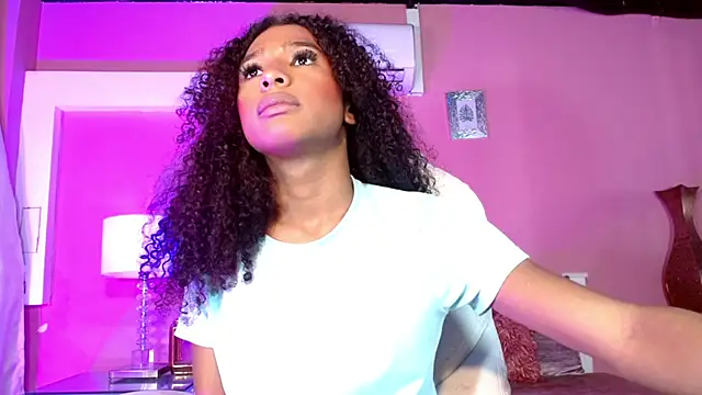  IsabellaRousse online show from October 9, 2025, 7:03 pm