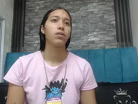 Lil Rose2006 online show from September 22, 2025, 12:33 pm