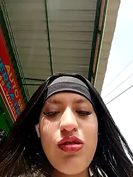 Snapshot of SALOME-28_ chatting on February 7, 2026, 3:09 pm SALOME-28 online show from February 7, 2026, 3:09 pm