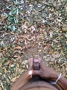 DICKLANKA online show from October 2, 2025, 7:01 am