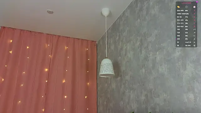 vivyboo111 online show from February 19, 2026, 8:06 pm