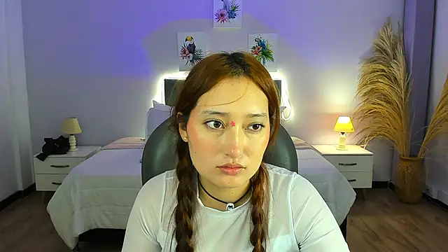 Samara Hilton 2 online show from October 24, 2025, 7:24 pm