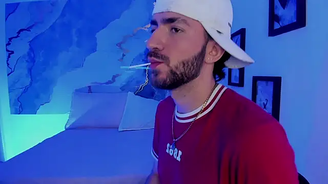 bastian12   online show from October 9, 2025, 4:02 am