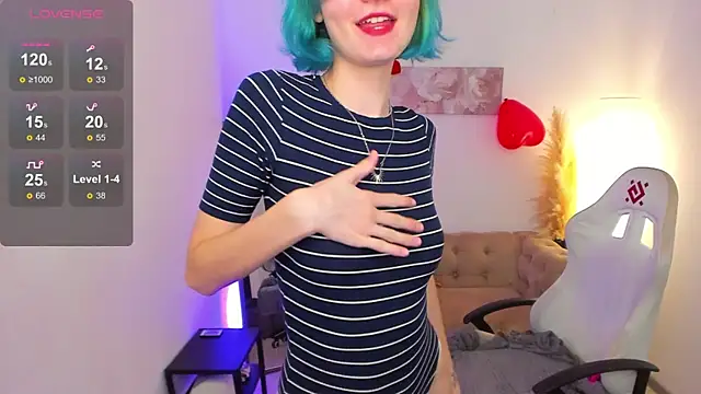 Snapshot of Lika_Sky chatting on February 19, 2026, 5:48 am Lika Sky online show from February 19, 2026, 5:48 am