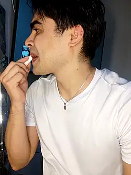 Mason grey online show from October 17, 2025, 7:15 pm