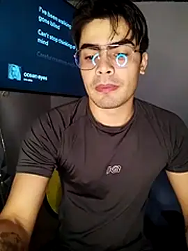 Mason grey online show from December 2, 2025, 12:40 pm