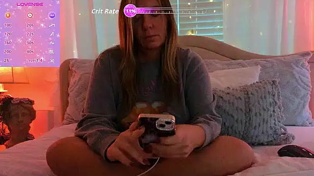 STIFFLERSMOMM online show from October 20, 2025, 12:38 pm