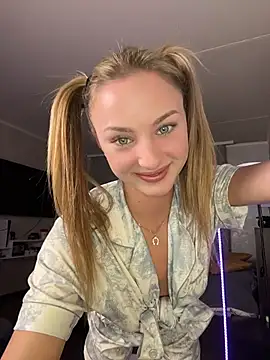 Mally Say online show from March 10, 2026, 6:01 pm