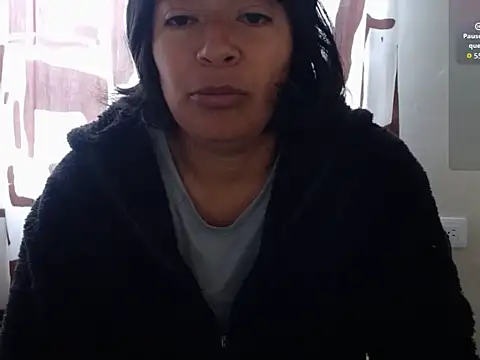 Acelinrose online show from April 2, 2026, 12:34 pm