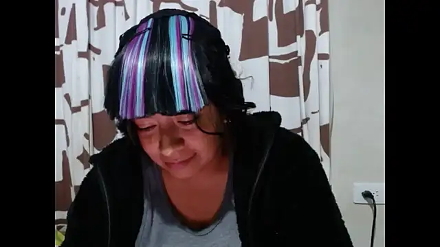 Snapshot of Acelinrose chatting on June 20, 2026, 1:54 am Acelinrose online show from June 20, 2026, 1:54 am