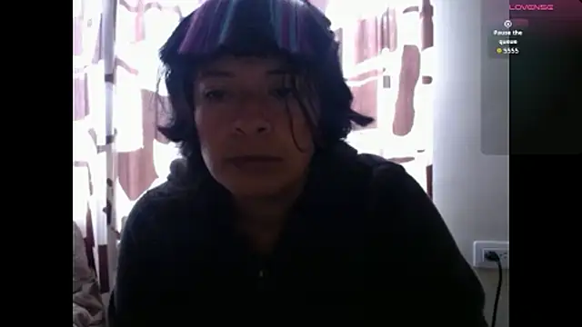Snapshot of Acelinrose chatting on July 6, 2026, 12:23 pm Acelinrose online show from July 6, 2026, 12:23 pm