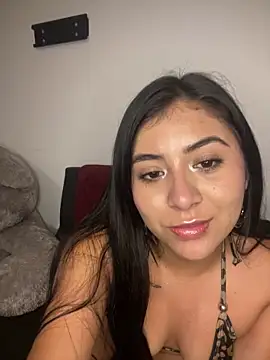 Chloe Dolce online show from October 9, 2025, 12:55 am