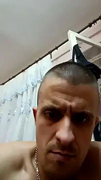 Adidas7217 online show from November 18, 2025, 8:01 pm