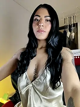 ValeNiitaLuv online show from July 19, 2026, 8:23 am