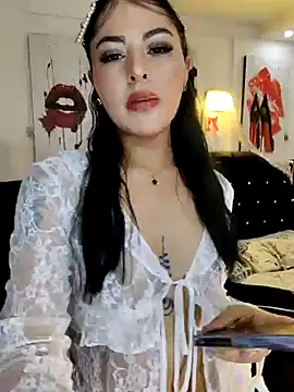 ValeNiitaLuv online show from January 17, 2026, 2:48 am