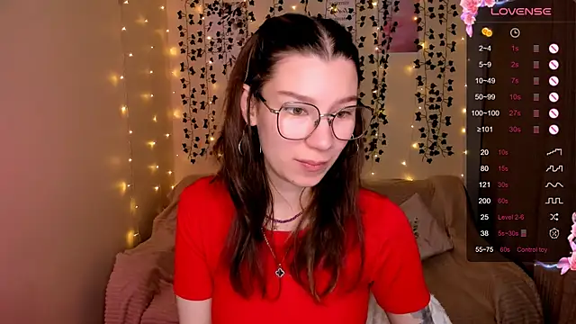 LinaBlossom  online show from October 22, 2025, 2:55 am