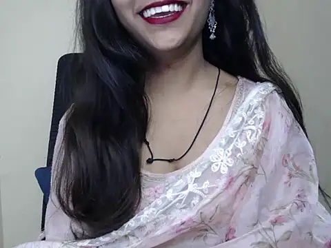 Sweey Bebo online show from November 25, 2025, 4:57 am