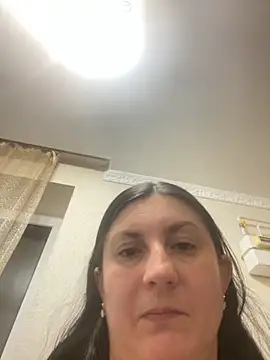 Snapshot of oksana1990 chatting on September 23, 2025, 7:43 pm oksana1990 online show from September 23, 2025, 7:43 pm