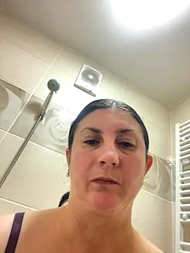 Snapshot of oksana1990 chatting on October 16, 2025, 9:06 am oksana1990 online show from October 16, 2025, 9:06 am