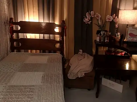 Jastine hunk online show from March 17, 2026, 12:35 am